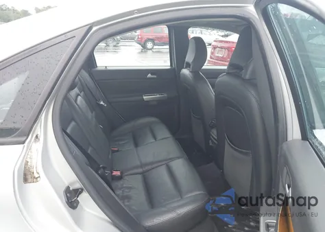 2007 Volvo S40 T5 из США, поврежденный, VIN YV1MS682472281068